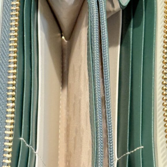 Radley Little Drummer & Dog Large Zip Wallet, Green, Holiday Apparel - Picture 8 of 9